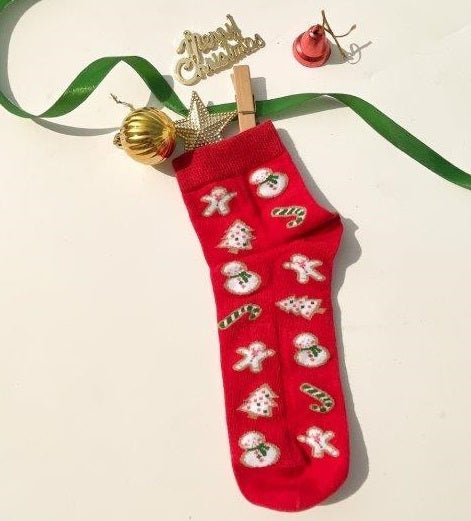 IMG_7731_2_7ac244cc-fb60-4e8e-9a8d-7dcb3d57d7f8.jpg Jingle Bells Box of 4 Ankle Socks - Image 1