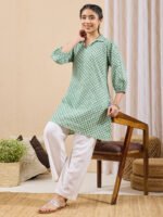 Green Pure Cotton Ethnic Motifs Printed A-Line Short Kurti - Image 2