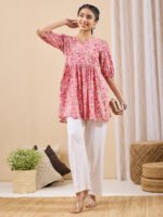 Pink Pure Cotton Floral Printed A-Line Short Kurti - Image 2