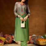 Green Cotton Blend Printed Straight Cord Set